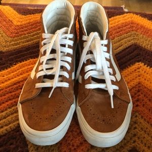 Uni-sex Vans hi-top brown suede skate shoes